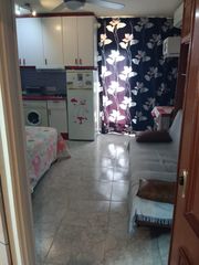 Miete Studiowohnung in Calle las naciones 3. Estudio en alquiler de septiembre a junio  en benalmádena, málag