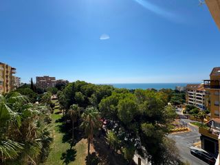 Affitto Monolocale in Avenida gamonal 7. Estudio en alquiler de septiembre a junio en benalmádena, málaga