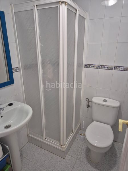 Foto 39dd2d8c-042d-48c7-b3d3-7b3e005761f3. Lloguer pis a calle blas infante 2 a Camino Viejo de Málaga Vélez - Málaga