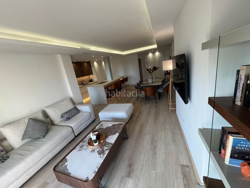 Foto e031c3cb-fe80-4650-83fa-bbe2a0423895. Alquiler piso en calle esperanto 7 fabuloso piso en alquiler de larga temporada en Málaga