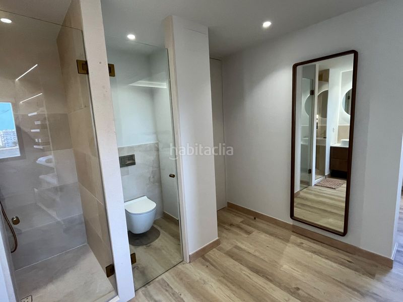 Foto f5c39f01-40ff-498a-af72-92426ae2f155. Alquiler piso en calle esperanto 7 fabuloso piso en alquiler de larga temporada en Málaga
