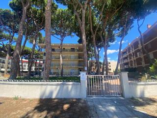Flat  Diputació. Vive frente al mar piso en avenida de la diputació con vistas es