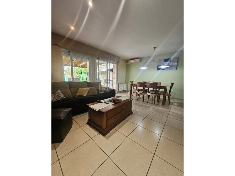 Foto 55adee03-ea91-4192-abd7-78a614b870af. Casa adosada venta chalet pareado con terreno en vilafortunycap de sant pere, en Cambrils