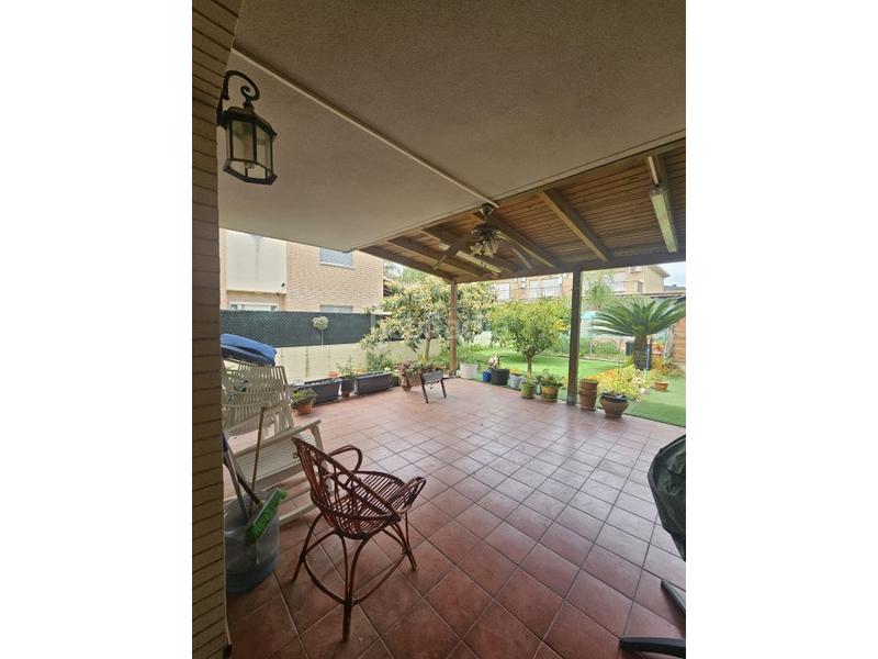 Foto 78c33366-8172-4270-b8f8-53dc63e283e9. Casa adosada venta chalet pareado con terreno en vilafortunycap de sant pere, en Cambrils