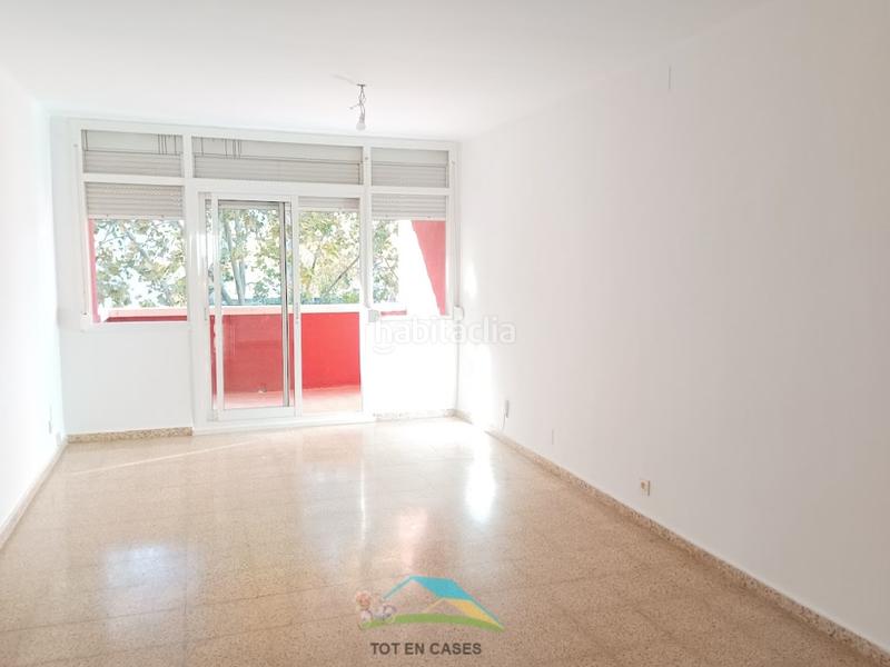 Foto 343f7217-e4e1-4924-8a4c-cebf37287951. Flat with parking in casc antic - nou Cambrils Cambrils