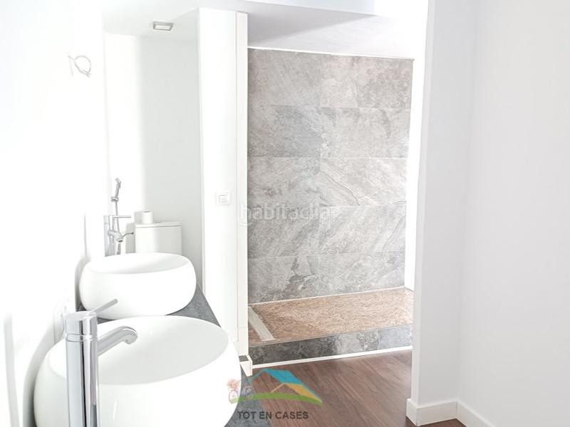 Foto ae0ae24d-9828-4876-b865-5739122e15f7. Flat with parking in casc antic - nou Cambrils Cambrils