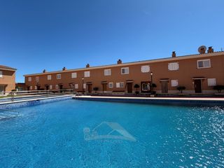 Casa  Calle mart. Preciosa casa adosada en cambrils