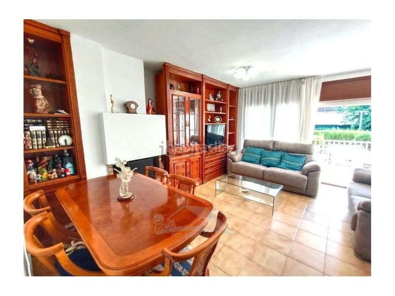 Foto aeb50904-e4fa-4638-987d-8d72e34dbb3e. Casa con parcheggio in Can Toni Cunit