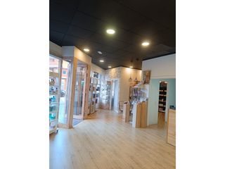 Miete Geschäftsraum  Calle lluis companys. Alquiler peluqueria en el centro de cambrils