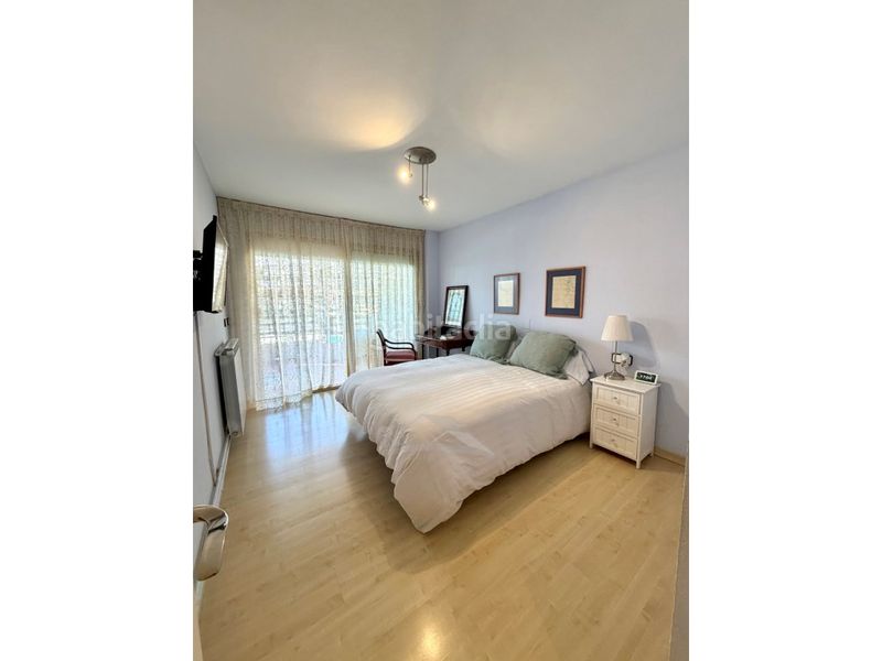 Foto 4177c136-7ef3-407a-9398-484acd32fe95. Apartament amb aparcament a Mar i Camp - Platja dels Capellans Salou