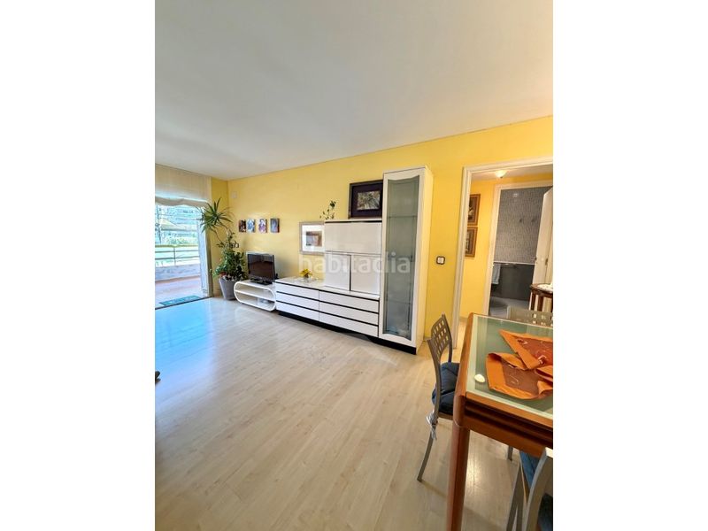 Foto 58a62ea2-a789-49a3-a485-ce63cb5b4657. Apartament amb aparcament a Mar i Camp - Platja dels Capellans Salou