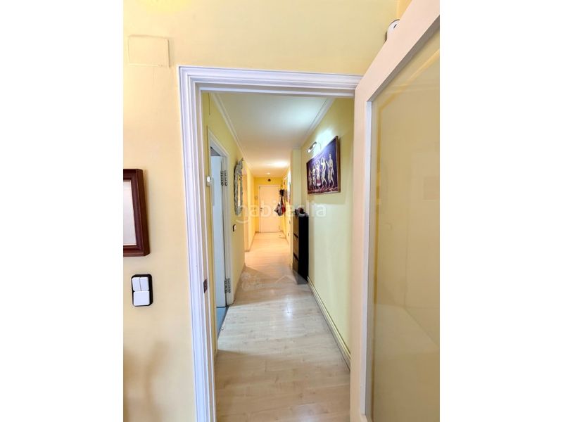 Foto d250183a-8e99-4016-91bb-02d4f74a7b9d. Apartament amb aparcament a Mar i Camp - Platja dels Capellans Salou