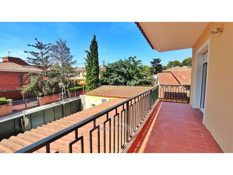 Foto 46670c26-6456-4943-9825-01b9739a0331. Casa amb aparcament piscina a Valls