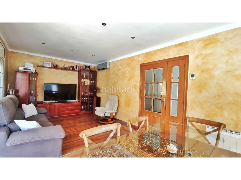 Foto 9586255e-62bd-4e6b-8e9f-1bf12b96ea28. Casa amb aparcament piscina a Valls