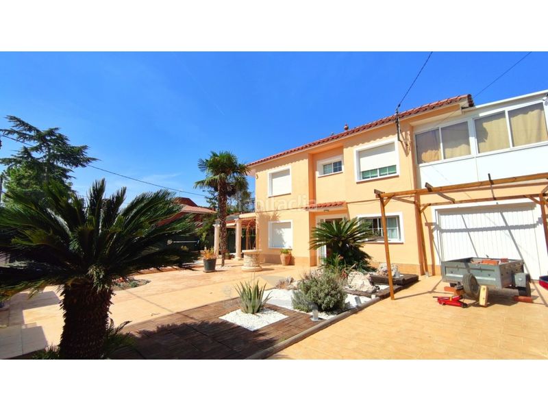 Foto e005540f-57be-4f0d-9270-aa78cd1e9aba. Casa amb aparcament piscina a Valls