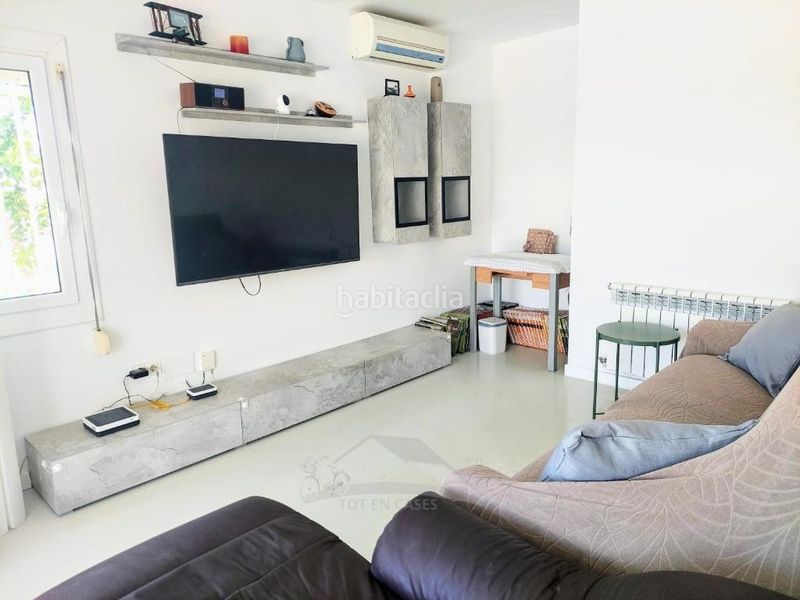 Foto 550c24c1-ade5-49eb-b34c-b3f57c48caa3. Casa amb aparcament a Calafat Ametlla de Mar (L´)