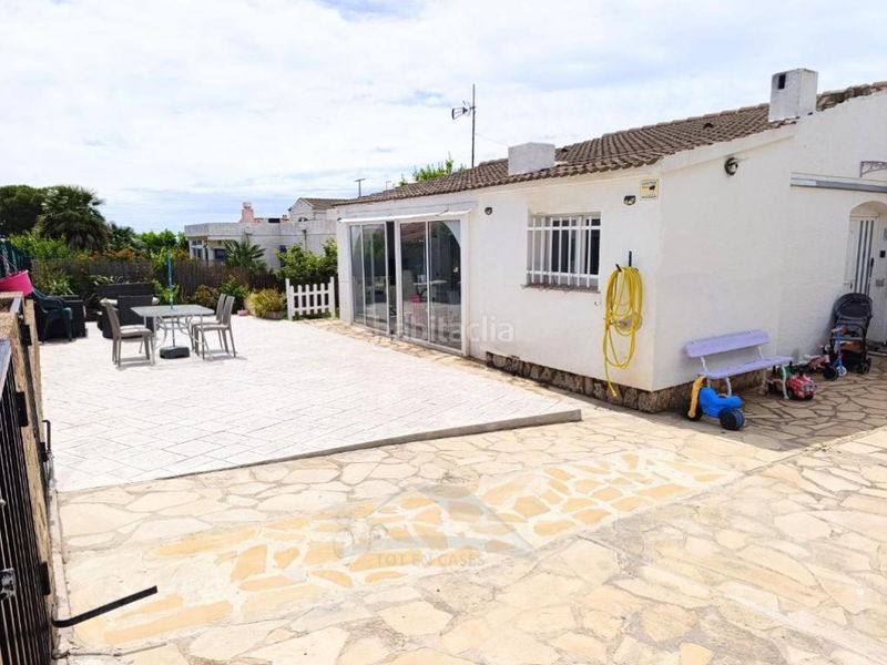 Foto c878bbb1-8746-431e-8cc0-a1309e0208f0. Casa amb aparcament a Calafat Ametlla de Mar (L´)