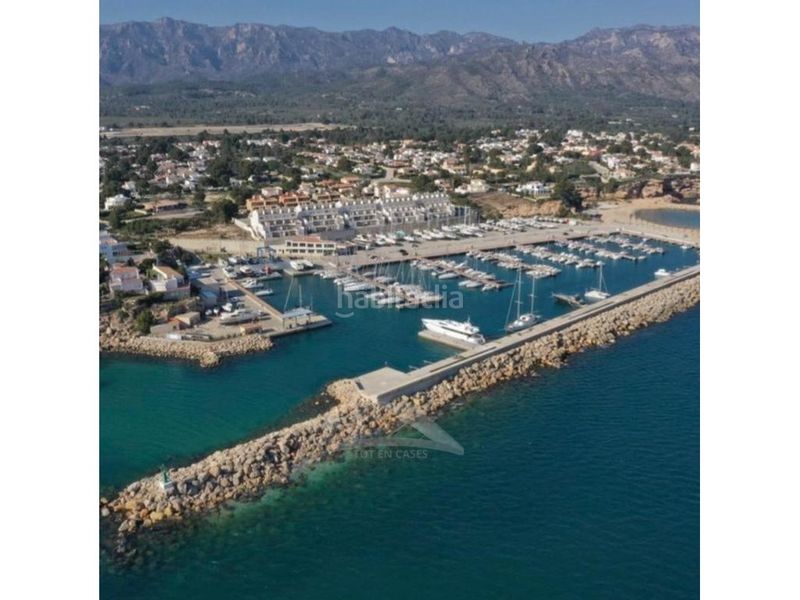 Foto f2efee4e-560c-43c1-9023-7a763f041858. Casa amb aparcament a Calafat Ametlla de Mar (L´)