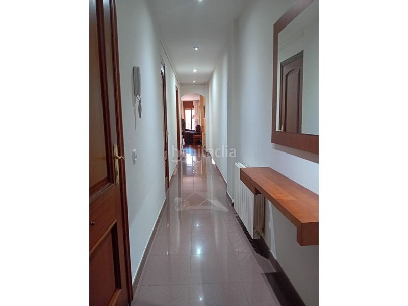 Foto eabe47f5-bb70-4a3a-98c5-e04c3fb88778. Pis a Sort