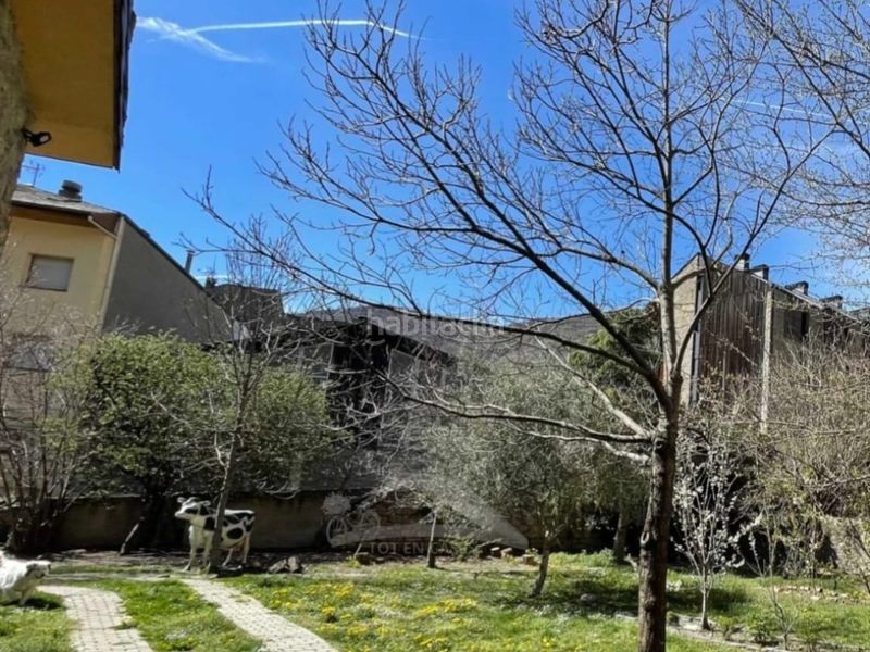 Foto b4ea222d-2b84-4cbd-9c32-84c2cbb8e0ad. Terreny residencial a Sort