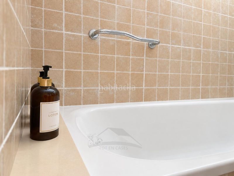 Foto e5a0bbde-980d-49c2-b742-2a32ee9ea314. Apartament amb piscina a Calafat Ametlla de Mar (L´)