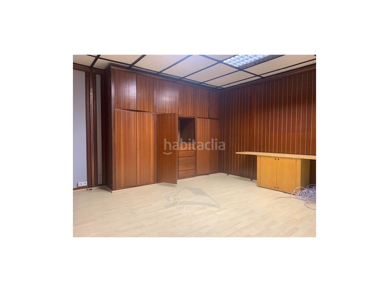 Foto b15f2bb1-ea94-4074-aa36-2db039aba32a. Local comercial a Mestral Reus