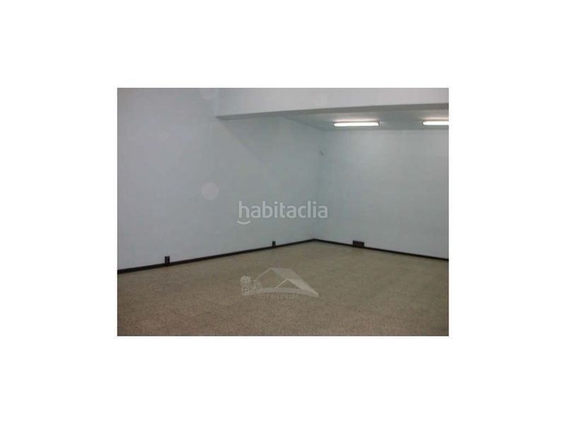 Foto e95b02b7-7e24-4bc0-880b-c94e0982919f. Local comercial a Mestral Reus