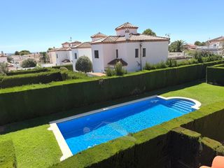 Chalet  Calle bilbao de. Enamorados de la tranquilidad casa en miami platja lista para en