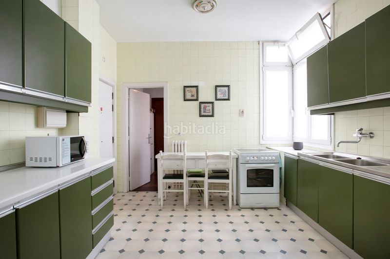 Foto 2f3da2ec-d648-4176-992d-ba5d6629e259. Pis amb calefacció aparcament a Basurtu Bilbao