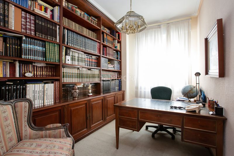 Foto ecb043dc-e04f-4ec3-9eab-9acdcbff2181. Pis amb calefacció aparcament a Basurtu Bilbao