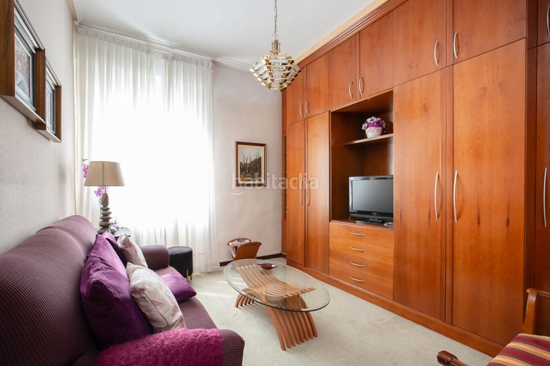 Foto f95f45d3-9964-43ea-9b1c-6178bafb503b. Pis amb calefacció aparcament a Basurtu Bilbao