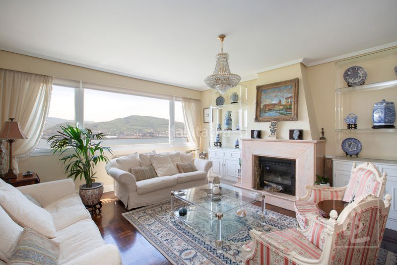 Foto b345f0b4-f262-418d-aa70-845d83d8030a. Casa adosada en aixerrota kalea 12 en santa maría de Getxo Getxo