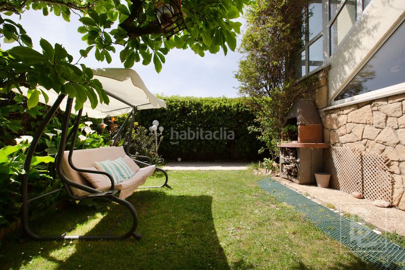 Foto ba86bd9a-780b-4a44-81a2-c7292d2c0728. Casa adossada amb xemeneia calefacció aparcament a Getxo
