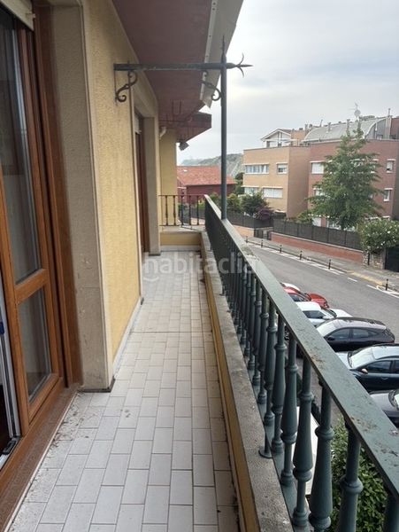 Foto 2b3e7fbc-ded6-4e32-8470-d2ca1c4b2ba2. Rent flat with heating parking in santa maría de Getxo Getxo
