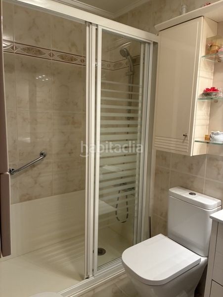 Foto 51653b83-1cce-49b0-abe9-b699a7396e25. Rent flat with heating parking in santa maría de Getxo Getxo
