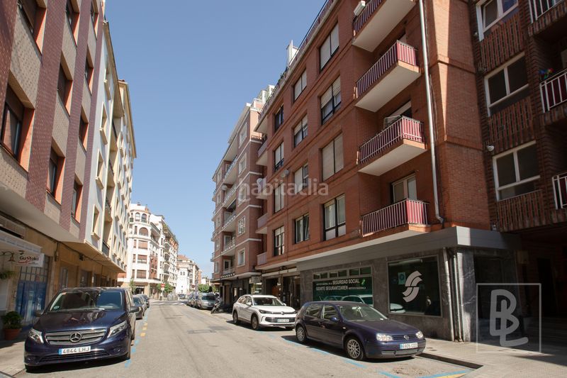 Foto 669eb379-2b97-4460-84cc-ba5c02e96c54. Pis a kale barria 1 a Las Arenas Getxo