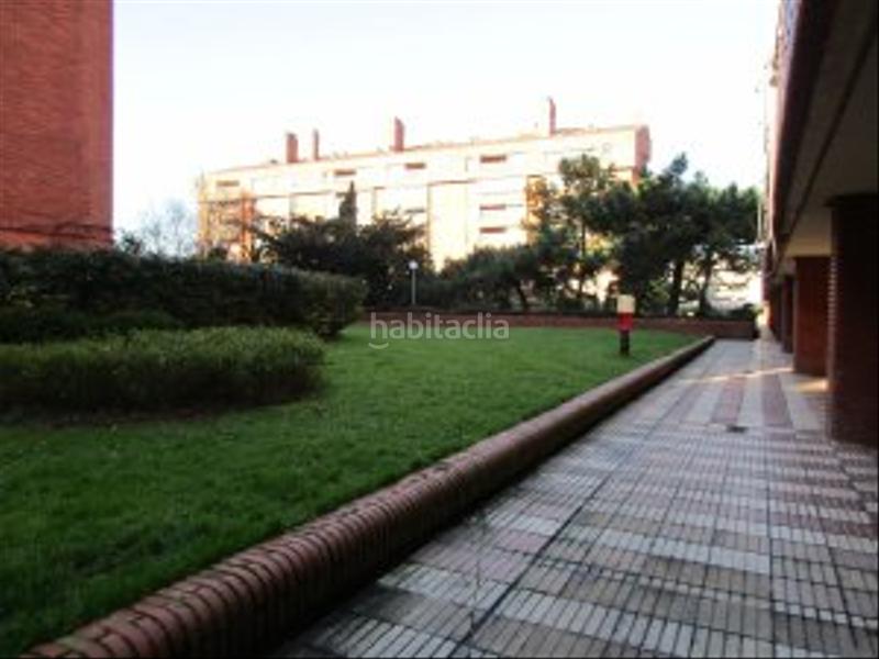 Foto 4c5acaae-637b-4664-9282-357d8a012fb2. Miete geschäftsraum in villa de plentzia kalea 9 in Getxo