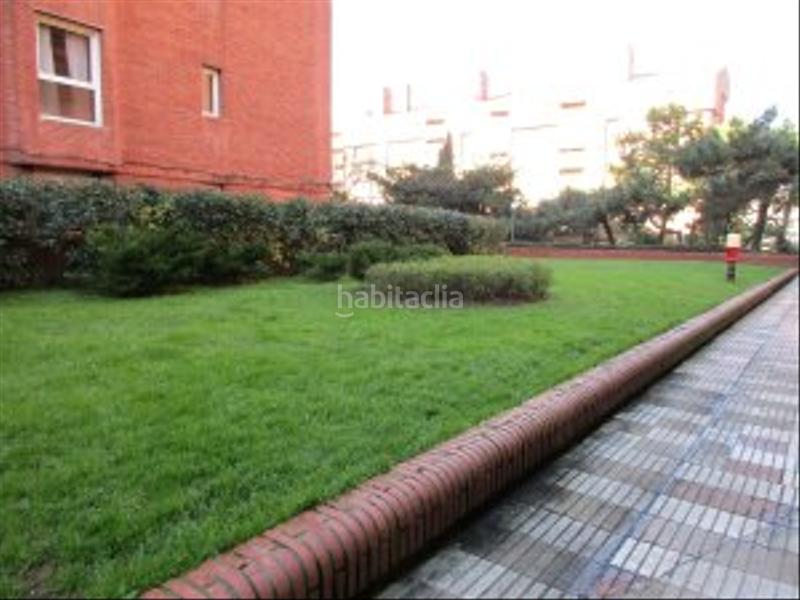 Foto c2c7a0ea-09b2-4712-b066-b48461c35b68. Alquiler local comercial en villa de plentzia kalea 9 en Getxo