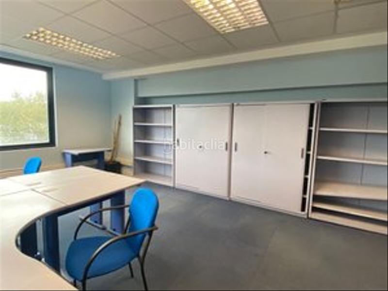 Foto 449638ba-32a9-4266-8ca3-44e3b5bbad7c. Location bureau dans araba kalea 2 dans Loiu