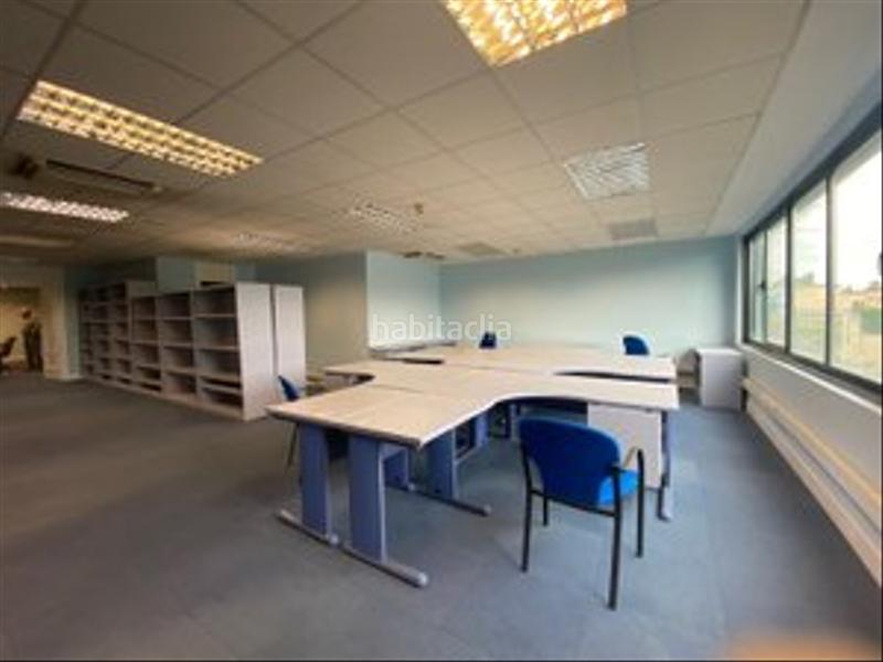 Foto e2813c8f-27cc-4a14-b597-b505238b2c3f. Rent office space in araba kalea 2 in Loiu