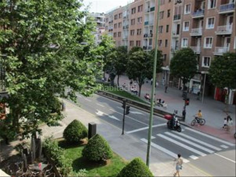 Foto afab66b9-4946-46c3-a876-b6cd5d3087a9. Alquiler piso en Villamonte Getxo