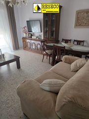 Appartement  Plaza españa 13. ????piso?? con garaje ??y trastero muy bien situado en don benit