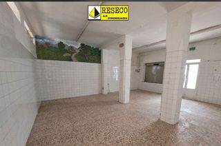 Edificio in Parque de la constitución 5a. ??????edificio?? en venta con local en planta baja y piso en pri