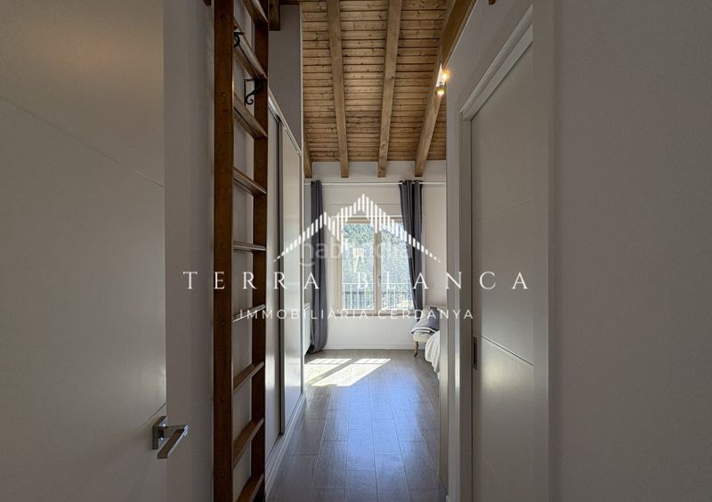 Foto 02969a06-7e40-427f-aef9-4995311b02d5. Casa amb xemeneia aparcament a Molina (La)