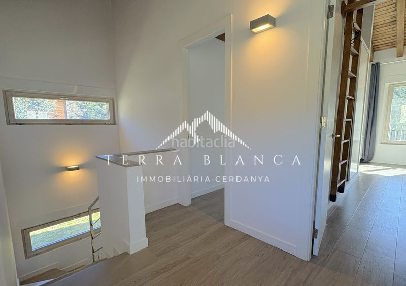 Foto f99e72e7-4849-4fa9-b5de-0dcad049f6cb. Casa amb xemeneia aparcament a Molina (La)