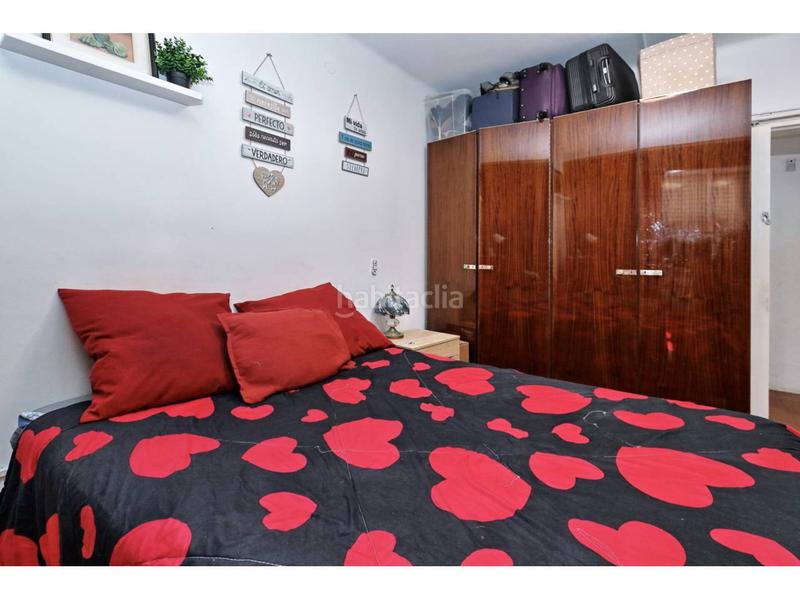 Foto 09df8447-b0a2-41c0-b712-01ee6c895558. Flat in Ciutat Meridiana Barcelona