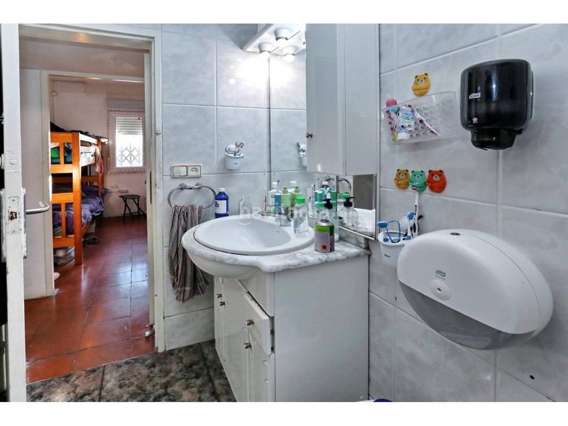 Foto 5155c2f5-8029-4772-a25d-b2e6b8f16951. Flat in Ciutat Meridiana Barcelona