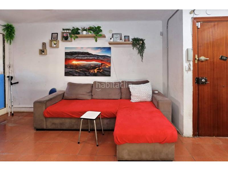 Foto ea7020cb-fb61-494a-90a6-c3235ea3a7e5. Flat in Ciutat Meridiana Barcelona