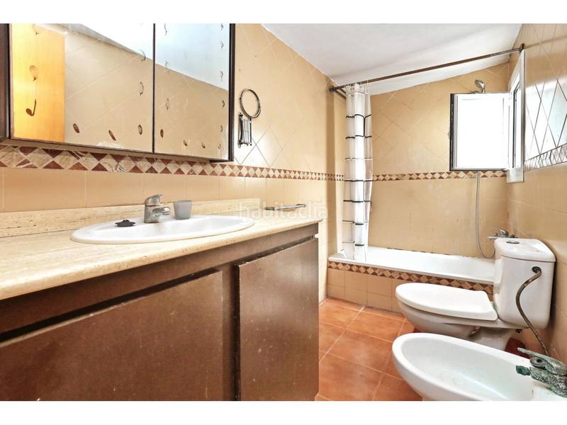 Foto 8a4a2d3a-a04c-43fa-acdb-ef26714aeac5. Ático  en venta luminoso y acogedor con vistas despejadas y doble orientación en Barcelona