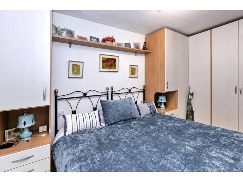 Foto 8601ad17-dcef-4aad-84e7-15fe04d3f5b2. Pis amb calefacció a Carmel Barcelona